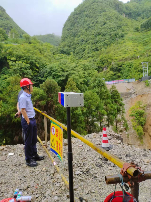 胡成總經(jīng)理調(diào)研貴安高速擴(kuò)容配套道路項(xiàng)目 督導(dǎo)汛期施工與工程推進(jìn)工作